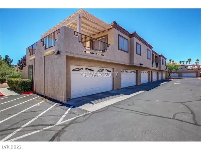 MLS: 2441032 Condo For Sale
