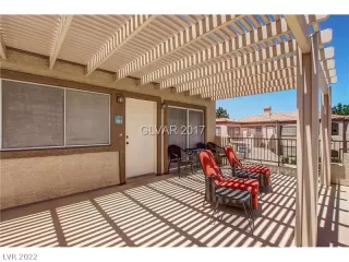 Photo #2: 2441032 Listing 
