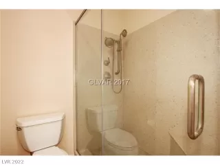 Photo #4: 2441032 Listing 