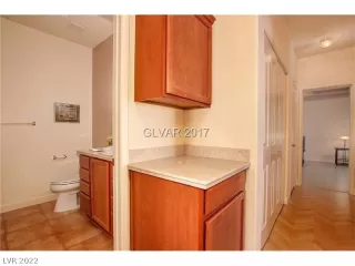 Photo #6: 2441032 Listing 