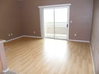 Photo #1: 2441082 Listing 