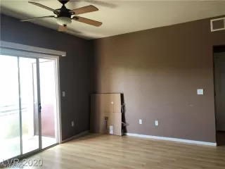 Photo #3: 2441082 Listing 