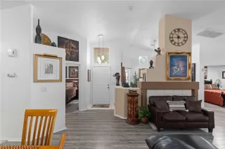 Photo #1: 2441109 Listing 