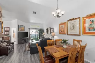 Photo #2: 2441109 Listing 