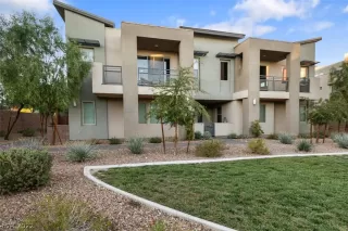 Photo #1: 2441172 Listing