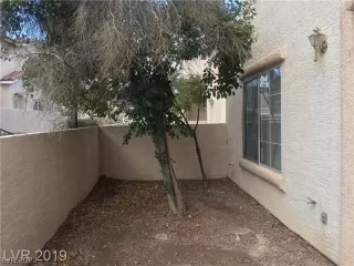 Photo #2: 2441183 Listing 