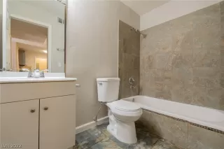 Photo #3: 2441204 Listing