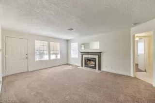 Photo #5: 2441212 Listing 