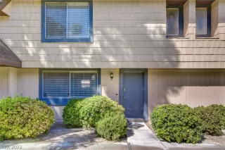 Photo #1: 2441221 Listing