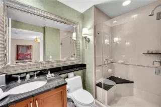 Photo #4: 2441292 Listing 