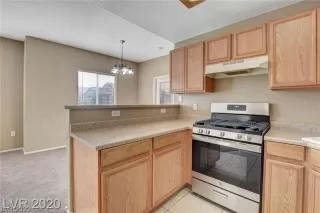 Photo #5: 2441354 Listing 