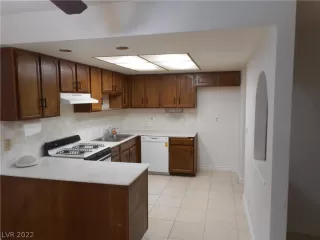 Photo #2: 2441430 Listing 