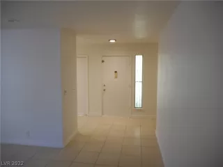 Photo #6: 2441430 Listing 