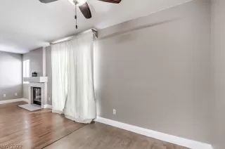 Photo #3: 2441433 Listing 