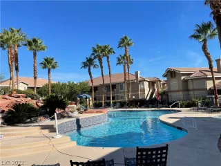 Photo #2: 2441472 Listing 