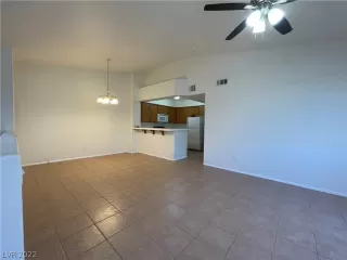 Photo #5: 2441472 Listing 