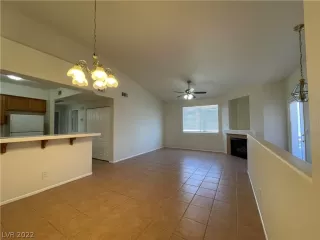 Photo #6: 2441472 Listing 