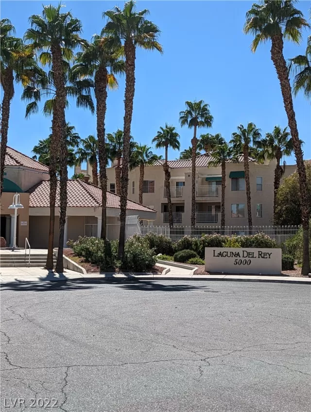 MLS: 2441540 Condo For Sale