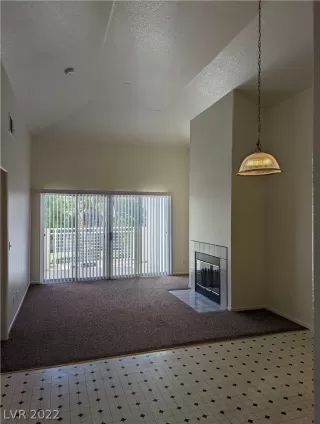 Photo #2: 2441540 Listing 