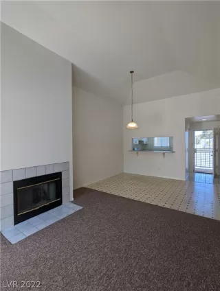 Photo #3: 2441540 Listing 