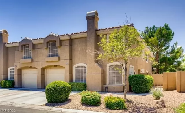 MLS: 2441585 Condo For Sale