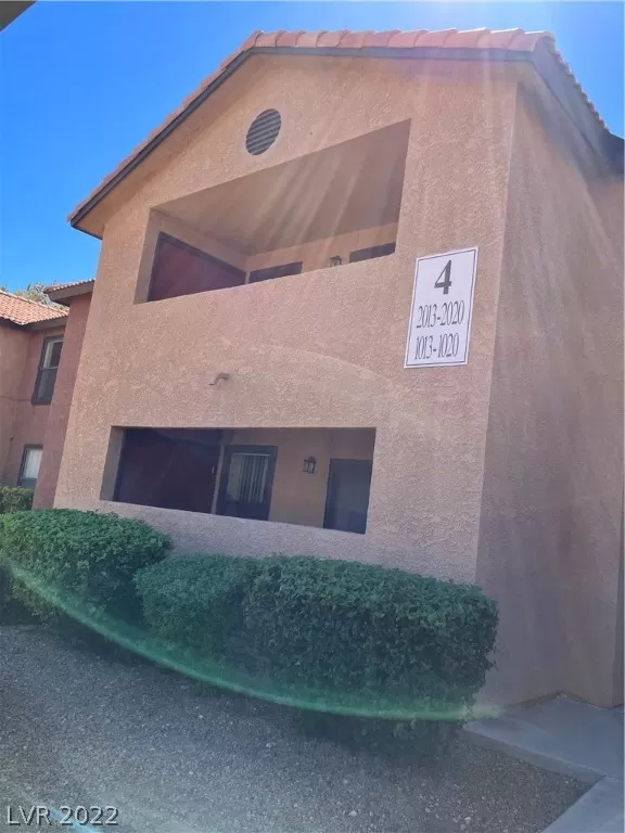 MLS: 2441619 Condo For Sale