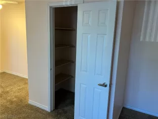 Photo #6: 2441619 Listing 