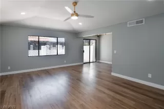 Photo #2: 2441624 Listing