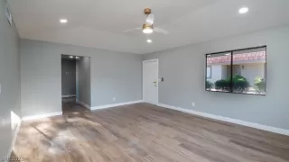 Photo #4: 2441624 Listing