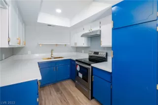 Photo #6: 2441624 Listing