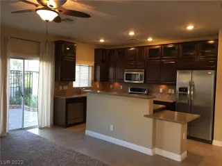 Photo #2: 2441649 Listing 