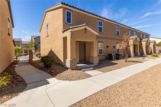 MLS: 2441673 Condo For Sale