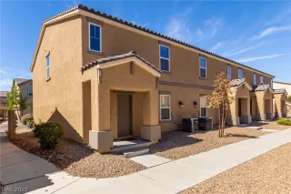 Photo #4: 2441673 Listing 