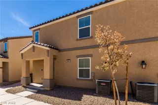 Photo #6: 2441673 Listing 