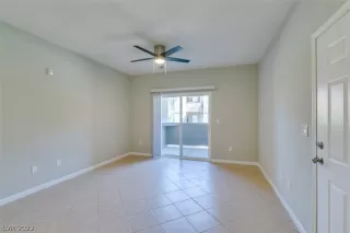 Photo #4: 2441678 Listing 