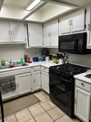 Photo #1: 2441679 Listing