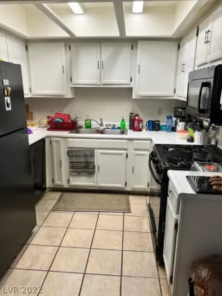 Photo #2: 2441679 Listing