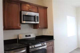 Photo #6: 2441790 Listing 