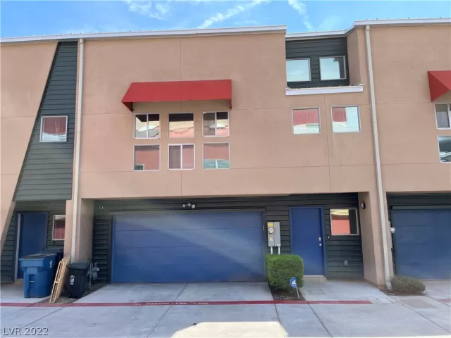 MLS: 2441864 Condo For Sale