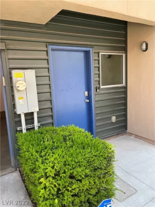 Photo #1: 2441864 Listing 