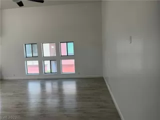 Photo #5: 2441864 Listing 