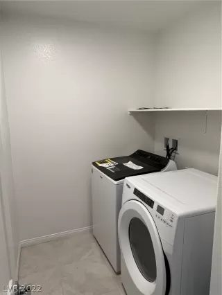 Photo #6: 2441897 Listing 