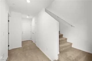 Photo #2: 2441901 Listing 