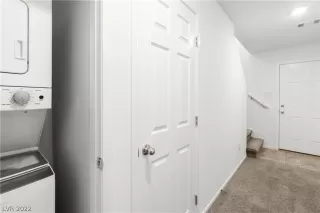 Photo #3: 2441901 Listing 