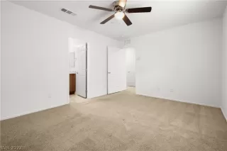 Photo #5: 2441901 Listing 