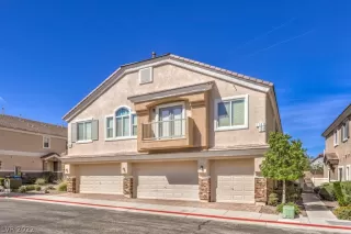 Photo #1: 2441905 Listing