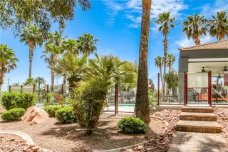 Photo #1: 2441921 Listing 