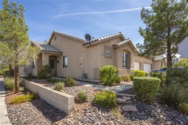 MLS: 2441938 Condo For Sale