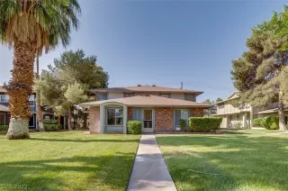 Photo #1: 2441979 Listing 