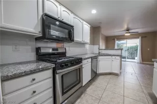 Photo #6: 2442034 Listing 